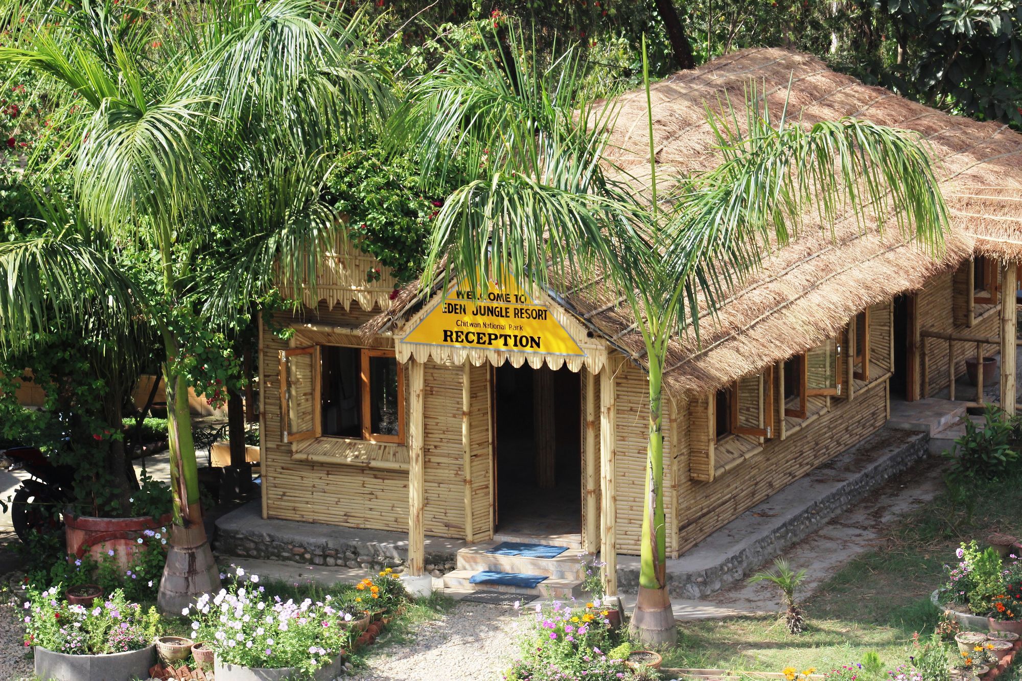 Eden Jungle Resort Саураха Екстериор снимка