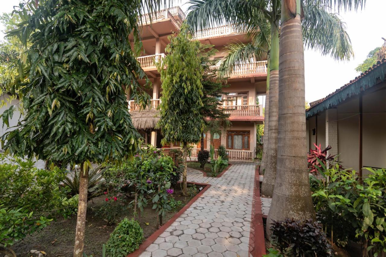 Eden Jungle Resort Саураха Екстериор снимка
