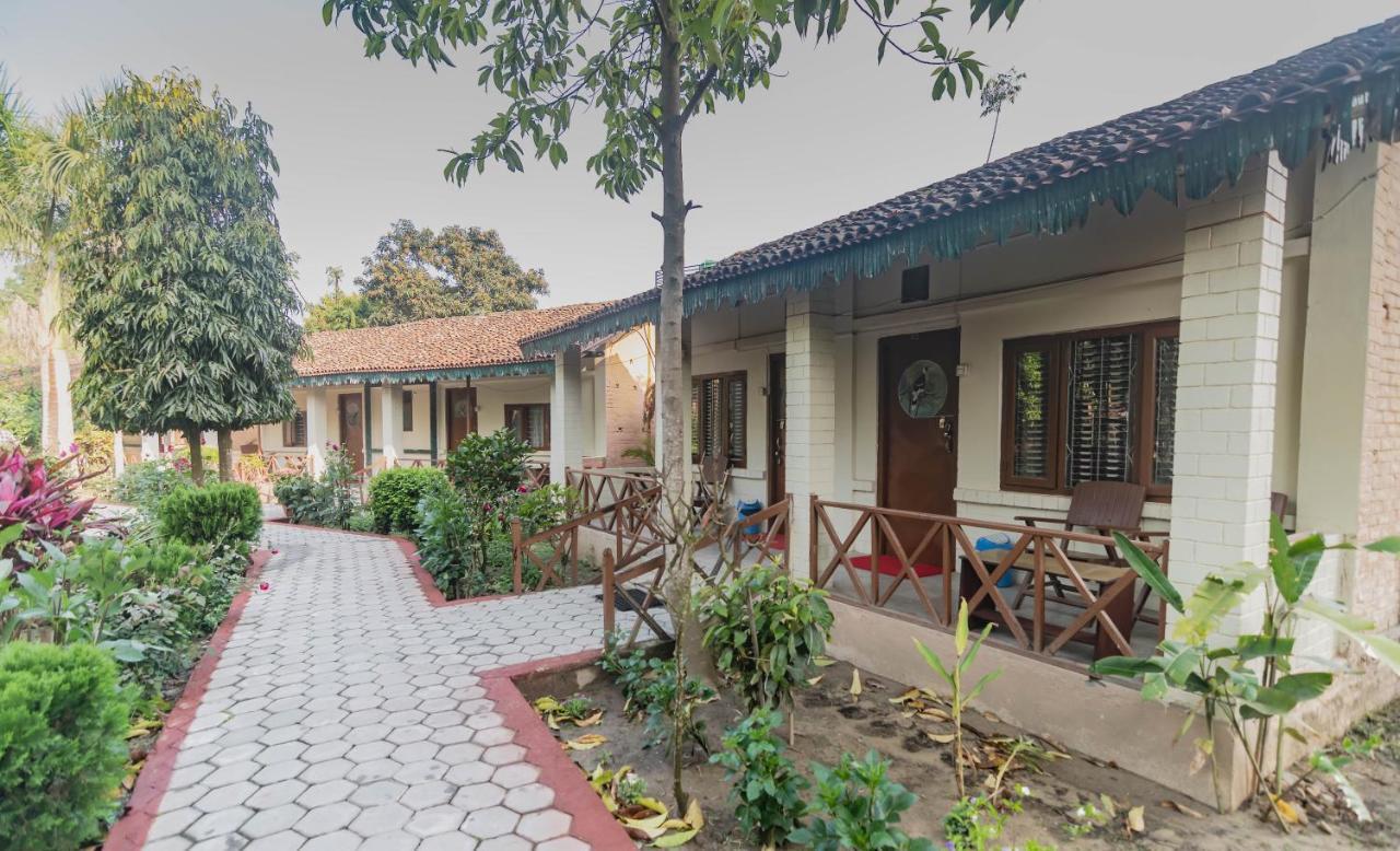 Eden Jungle Resort Саураха Екстериор снимка
