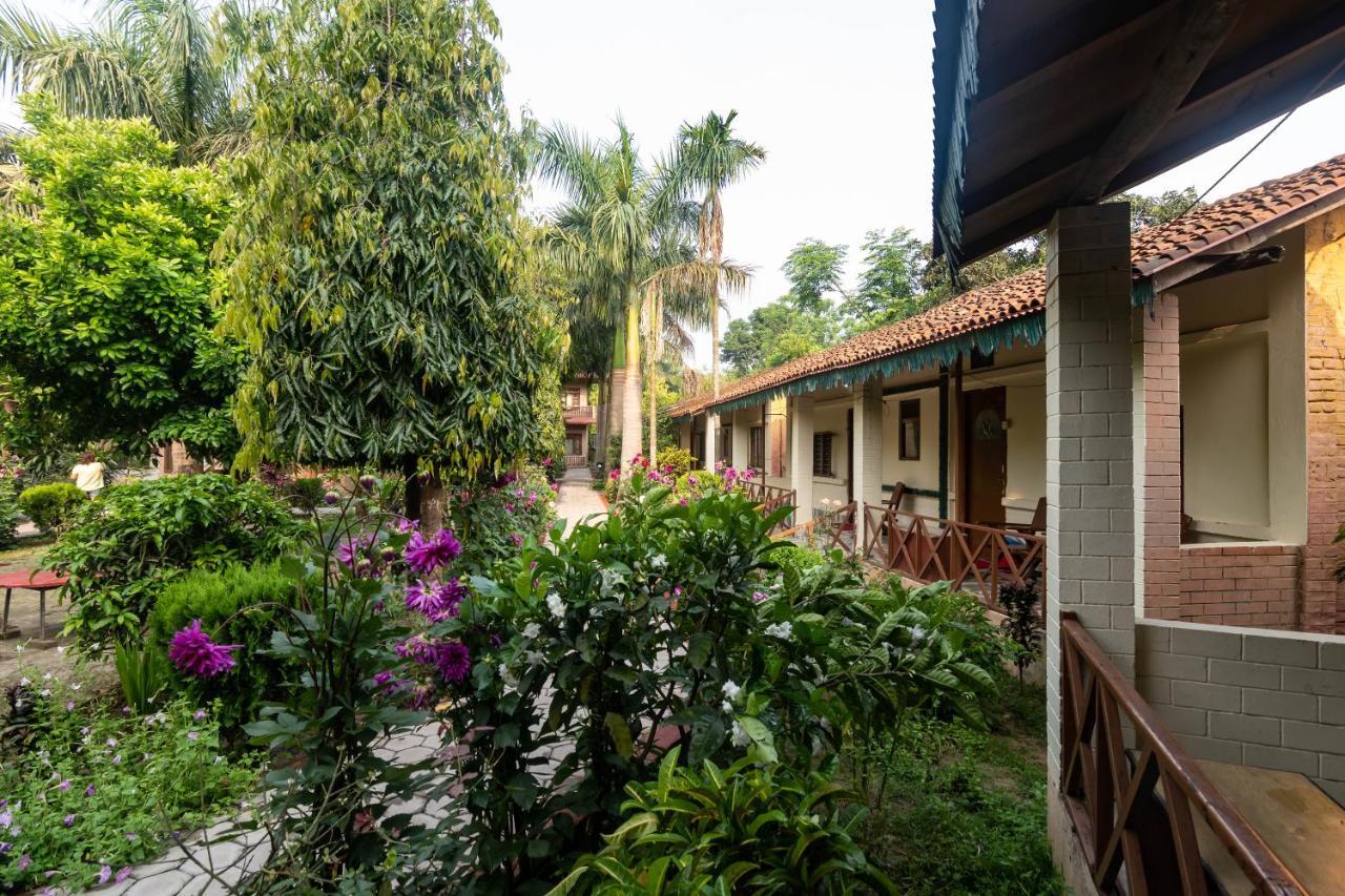 Eden Jungle Resort Саураха Екстериор снимка